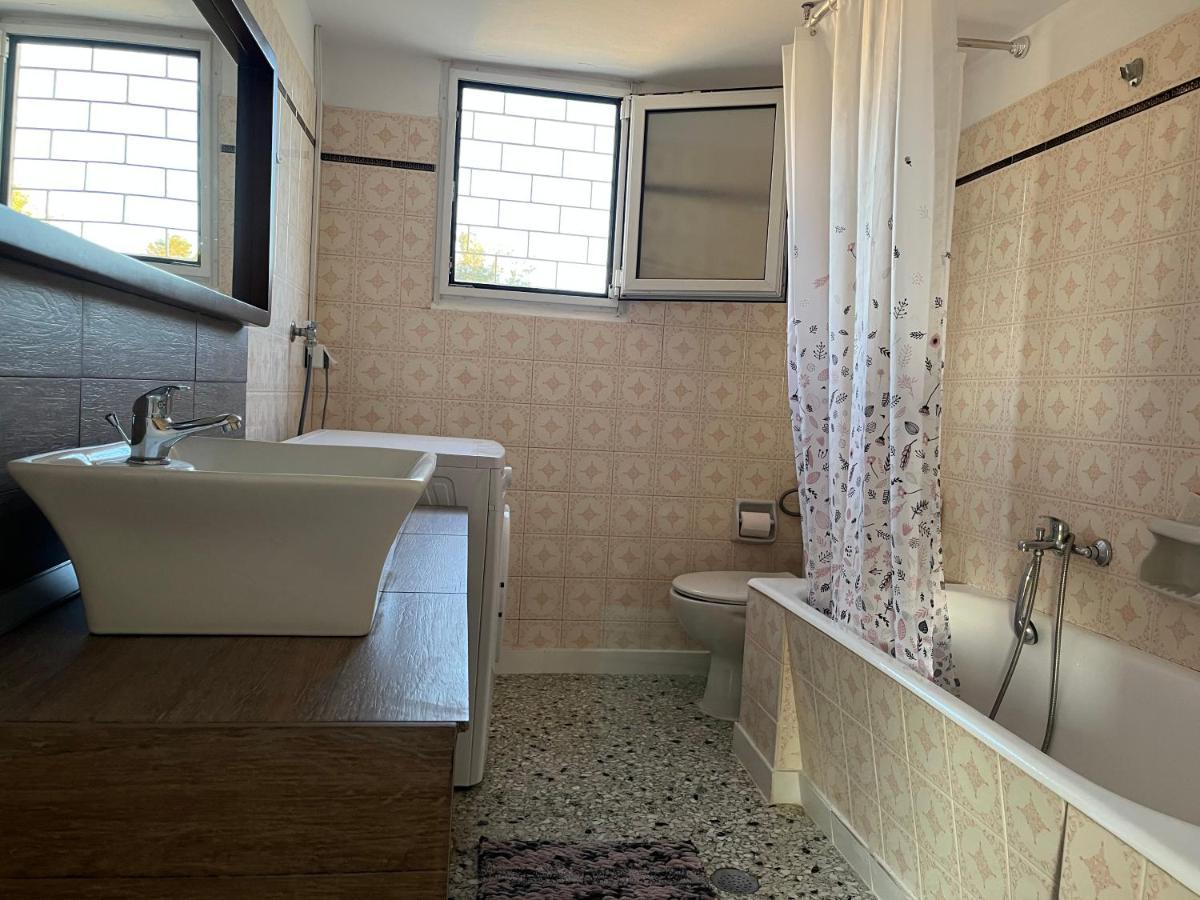 Athens Riviera: 2 Bed / 3' Walk From The Beach Agia Marina  Eksteriør bilde